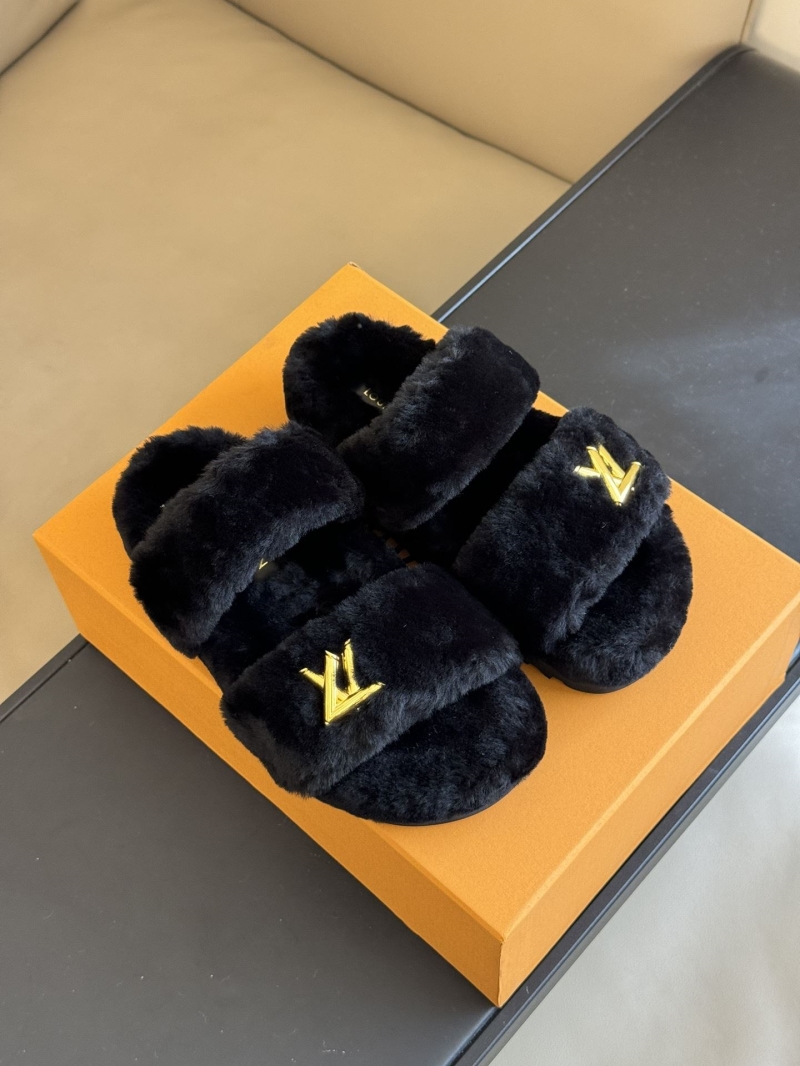 Louis Vuitton Slippers